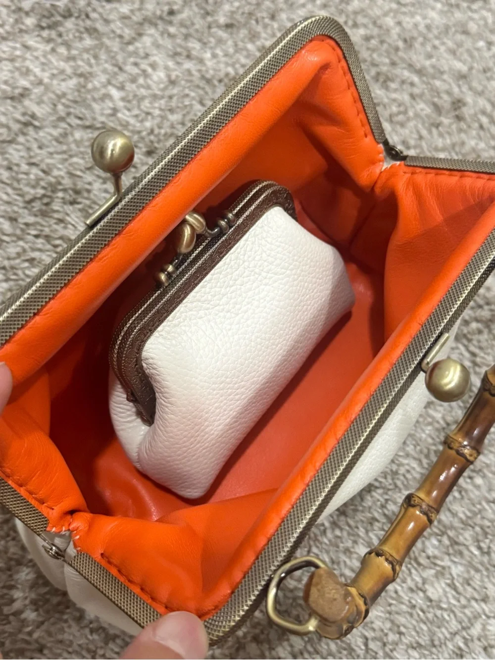 Handsewn Genuine Pebble Leather, Retro Style Kisslock & Bamboo Handle Bag Set